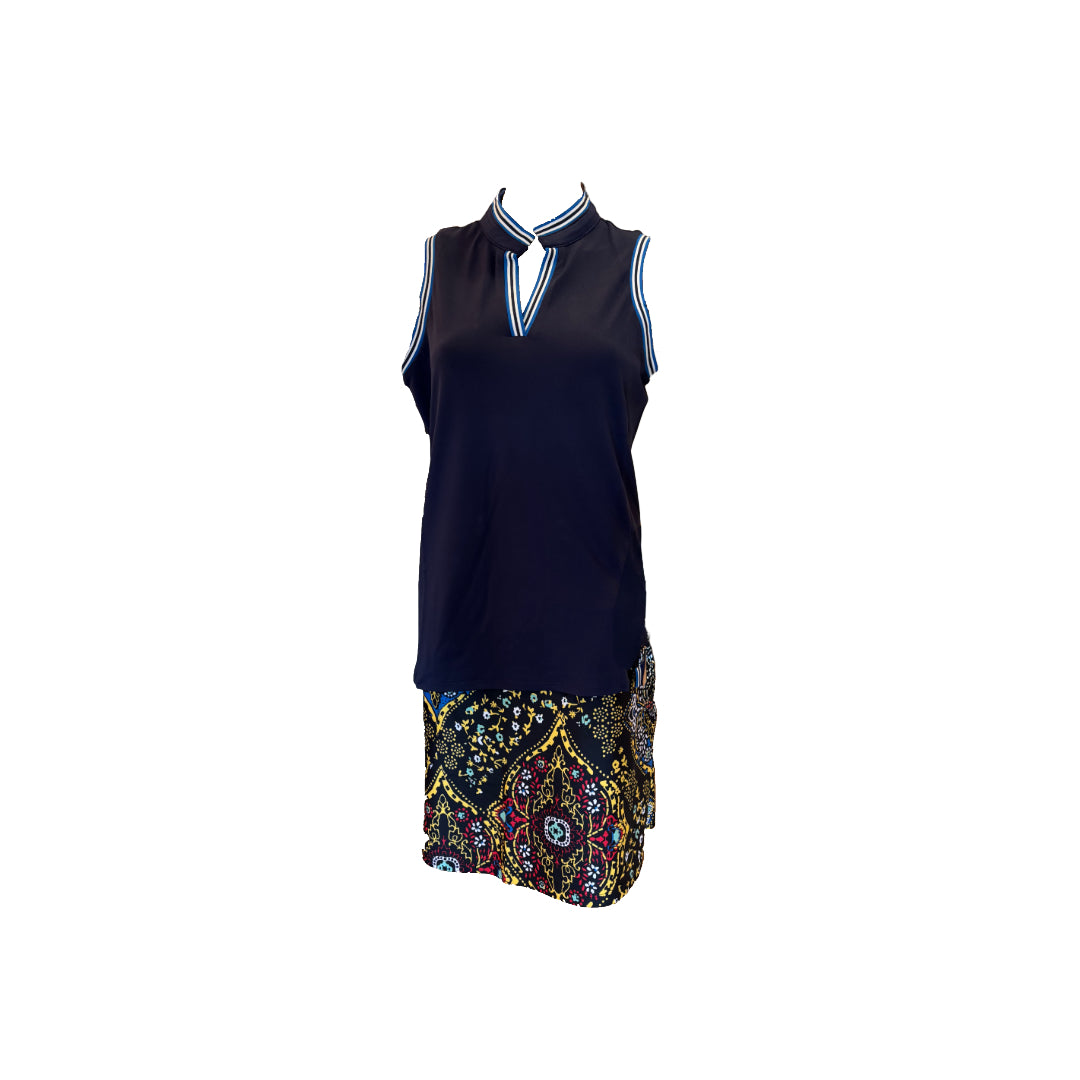 Lady's v-neck sleeveless blouse